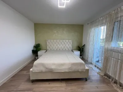 Lugoj, Apartament De Lux La Cheie, 1 Cam.,  43 Mp. et 3, Malul Timișului Langa Gelaterie - foto 12