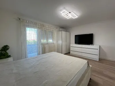 Lugoj, Apartament De Lux La Cheie, 1 Cam.,  43 Mp. et 3, Malul Timișului Langa Gelaterie - foto 13