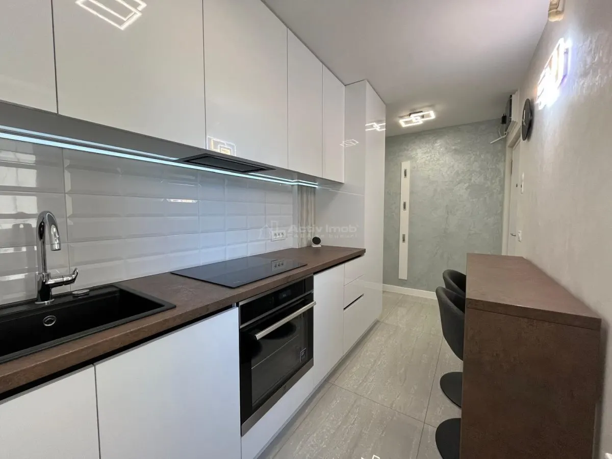 Lugoj, Apartament De Lux La Cheie, 1 Cam.,  43 Mp. et 3, Malul Timișului Langa Gelaterie - foto 18