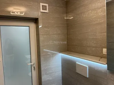 Lugoj, Apartament De Lux La Cheie, 1 Cam.,  43 Mp. et 3, Malul Timișului Langa Gelaterie - foto 26