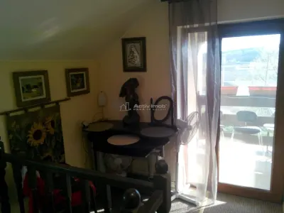 Casa pe malul lacului Paleu – teren 510 mp -  priveliste  deosebita - foto 9