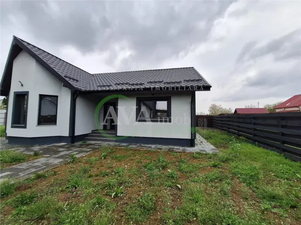 Casă 3 camere Bacău - poza 3