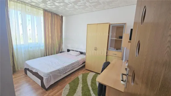 Apartament 3 camere Bacău - poza 4