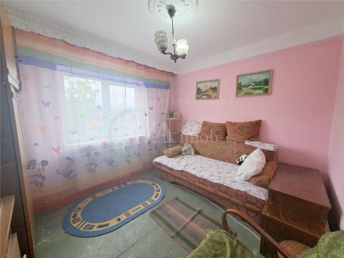 Apartament 2 camere, cu centrala, aproape de Liceul Pedagogic - Bacau