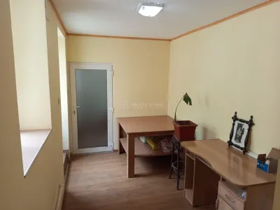 Oravita, Casa la Cheie, 7 Incaperi, Posibilitate Mansardare, Pret Negociabil - foto 26