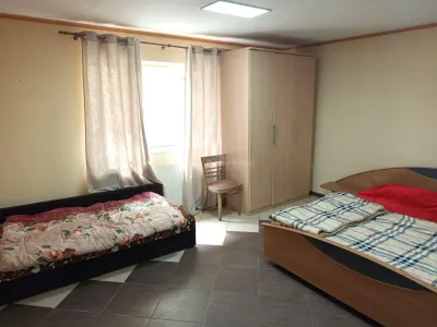 Oravita, Casa la Cheie, 7 Incaperi, Posibilitate Mansardare, Pret Negociabil - foto 31