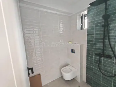 Vanzare - Casa individuala - Prelungirea Ghencea - Margelelor langa STB - 225000E tva inclus - Comision 0 ! - foto 5