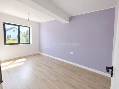 Vanzare - Casa individuala - Prelungirea Ghencea - Margelelor langa STB - 225000E tva inclus - Comision 0 ! - foto 6