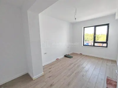 Vanzare - Casa individuala - Prelungirea Ghencea - Margelelor langa STB - 225000E tva inclus - Comision 0 ! - foto 9