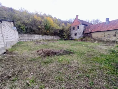 Oravita, Teren Intravilan, Drept, La Sosea, Pret Negociabil - foto 13