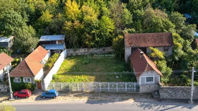Oravita, Teren Intravilan, Drept, La Sosea, Pret Negociabil - foto 3
