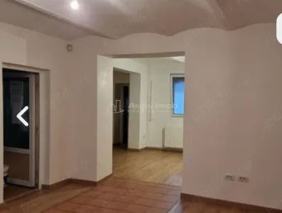 3 cam - zona Podgoria - Arad