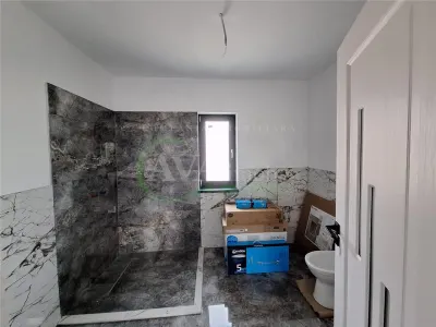 Casă 4 camere Bacău - poza 11