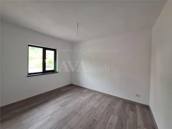 Casă 4 camere Bacău - poza 8