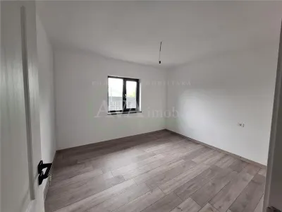 Casă 4 camere Bacău - poza 10