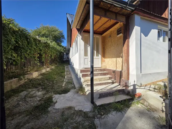 Casă 2 camere Saliste - poza 2