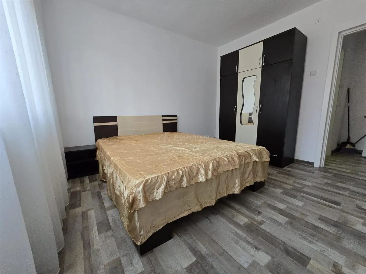 Apartament 2 camere de vanzare Aleea Trandafirilor - foto 3