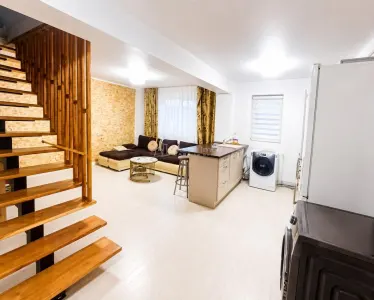 Apartament 4 camere 100 mp de inchiriat str Magurii - foto 5