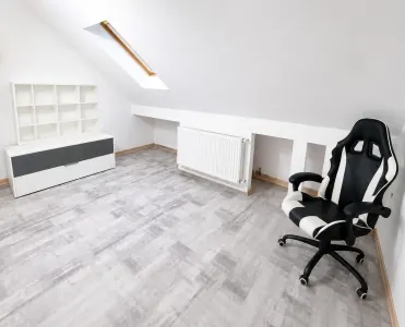 Apartament 4 camere 100 mp de inchiriat str Magurii - foto 9