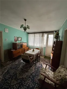 Apartament 3 cam Mazepa 1 etaj 3 langa scoala 28 - foto 2