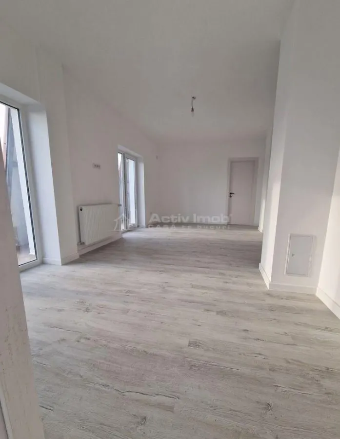 2 camere - decomandat - Bld. 1 Decembrie - METROU LA 3 MINUTE - foto 1