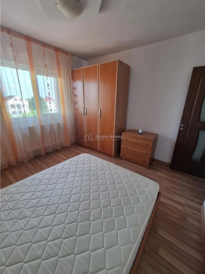 Apartament 2 cam decomandat renovat si mobilat zona 800 - foto 11