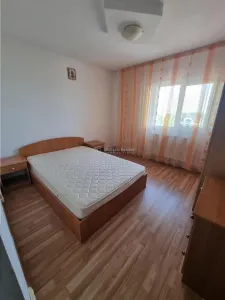 Apartament 2 cam decomandat renovat si mobilat zona 800 - foto 10