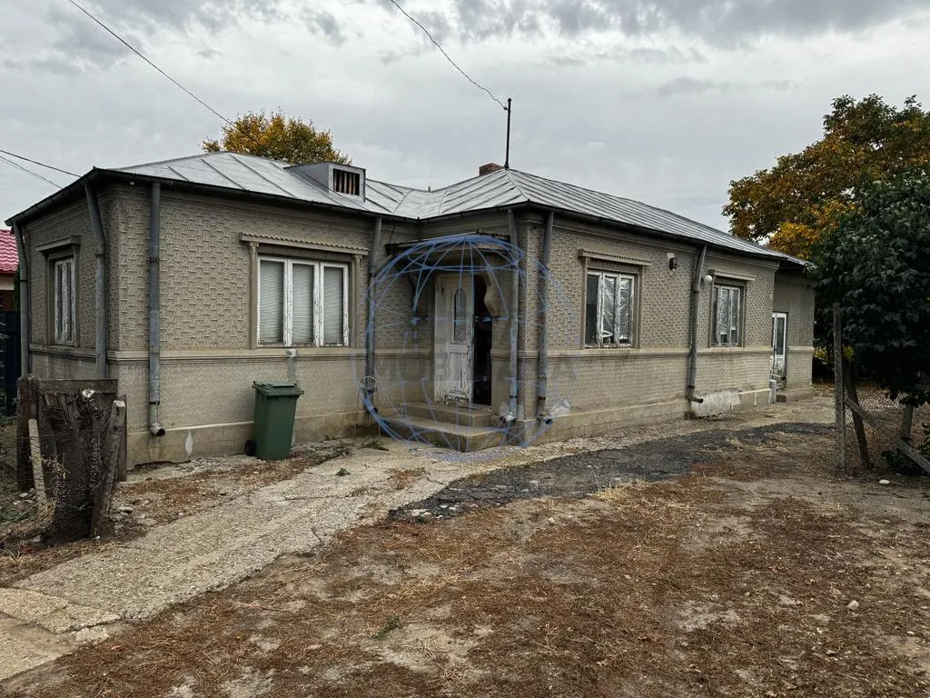 CASA DE VANZARE ODOBESTI (ZONA DE VILE) - foto 1