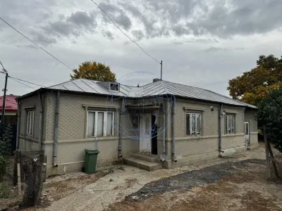 CASA DE VANZARE ODOBESTI (ZONA DE VILE) - foto 2