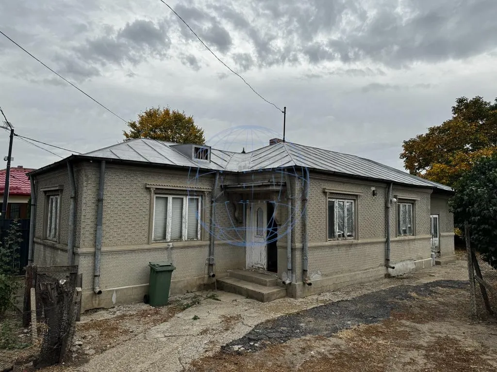 CASA DE VANZARE ODOBESTI (ZONA DE VILE) - foto 2
