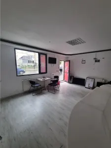 De inchiriat Spatiu comercial si teren strada Bucuresti langa C.E.C - foto 1