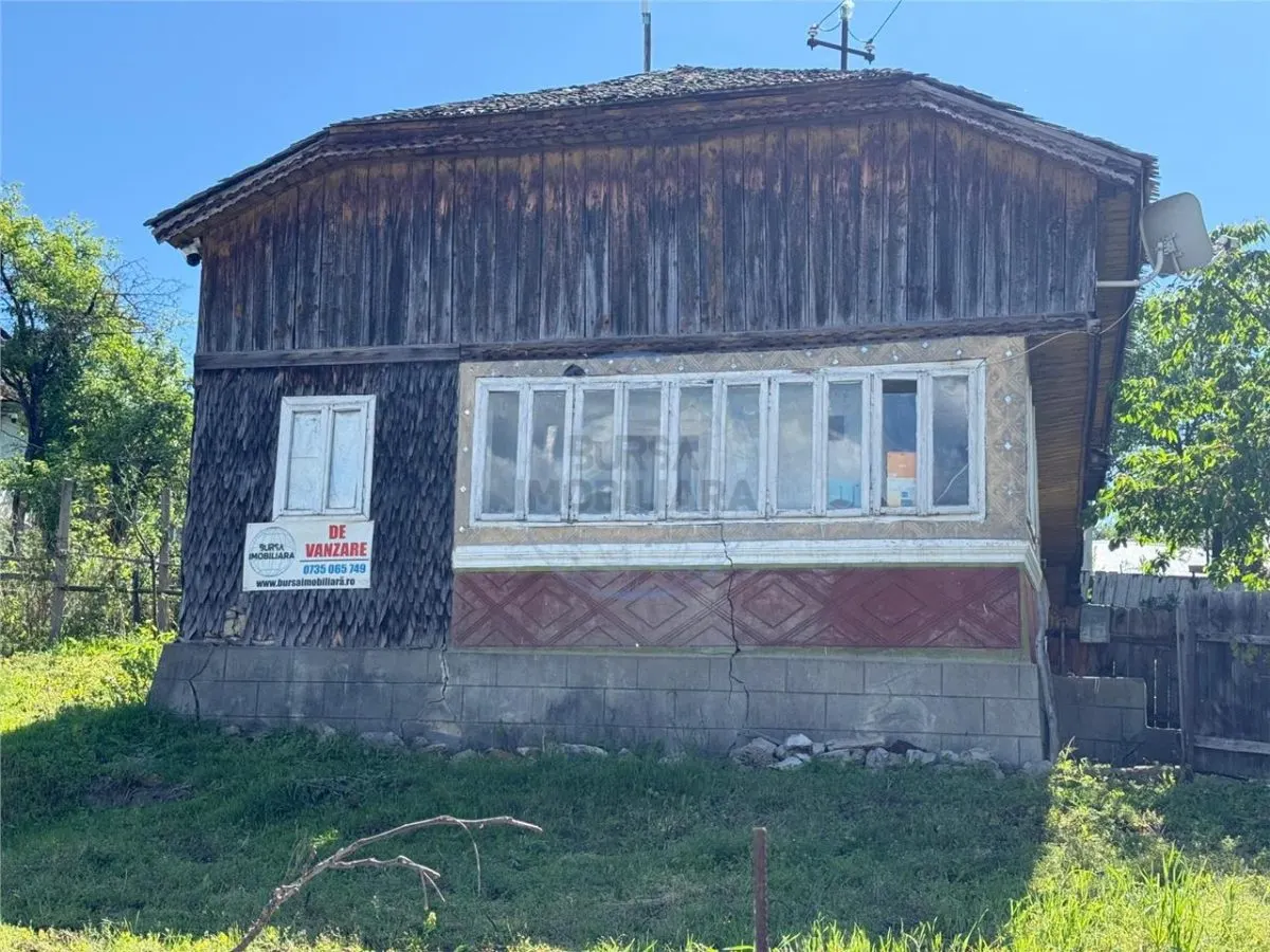 De vanzare 2 Case + Teren alaturat  in Haulisca, comasabile - foto 5