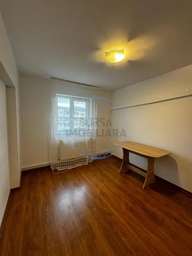 APARTAMENT 3 CAMERE ZONA CENTRALA - foto 16
