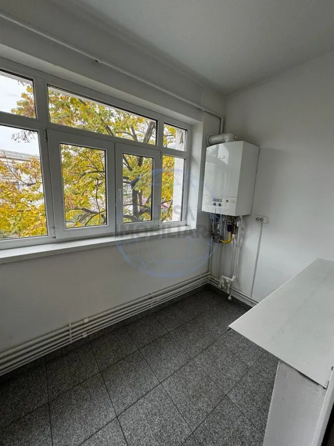 APARTAMENT 3 CAMERE ZONA CENTRALA - foto 24