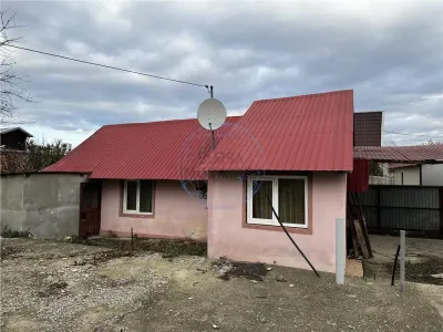 CASUTA MODESTA CAMPINEANCA - Focsani