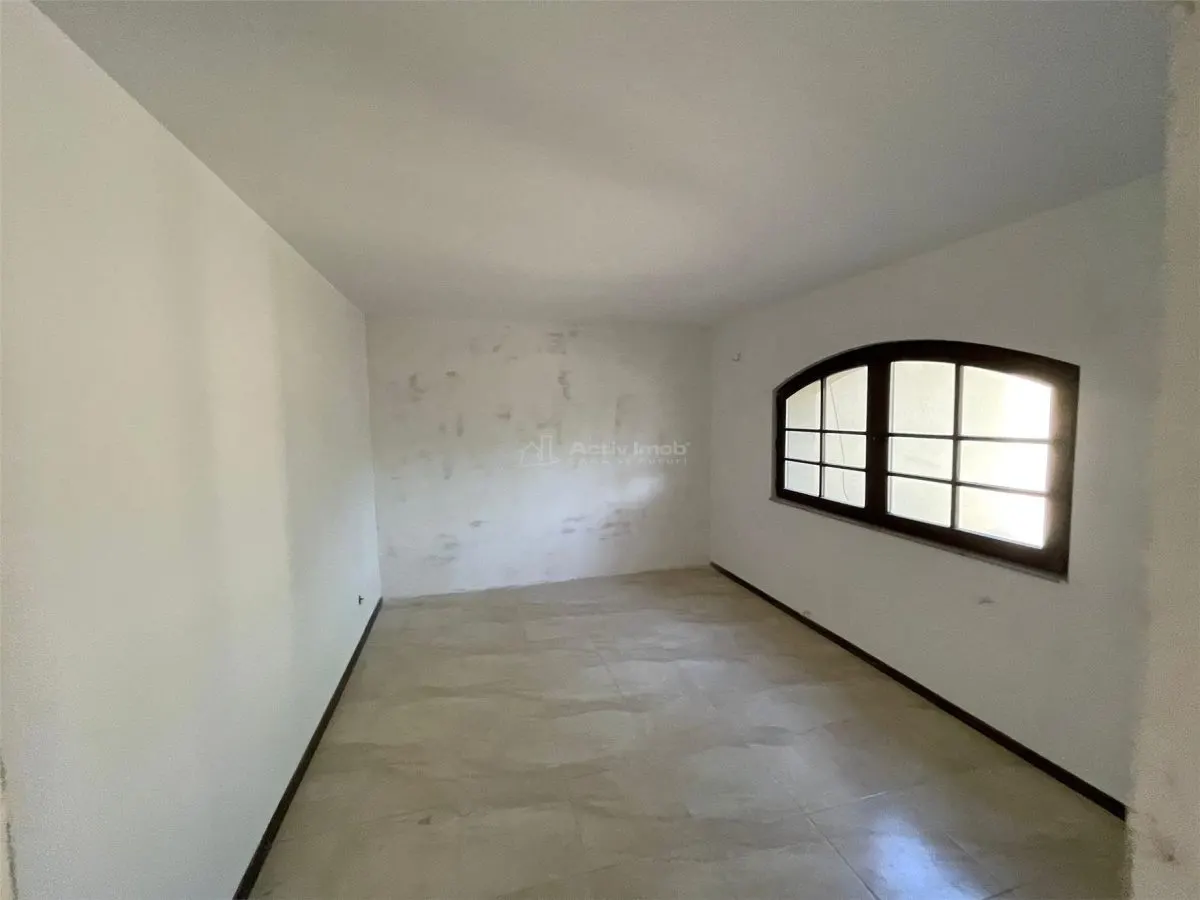 Casa individuala - Petresti Corbeanca - 9 camere - 3 bai - 533mp - 280mp teren - foto 13