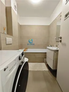 Inchiriere apartament 3 camere, Ghimbav, bloc nou, mob/utilat - foto 7