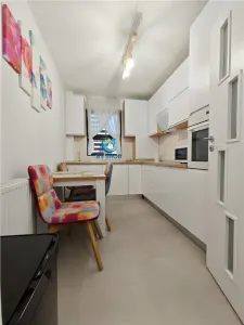Inchiriere apartament 3 camere, Ghimbav, bloc nou, mob/utilat - foto 8
