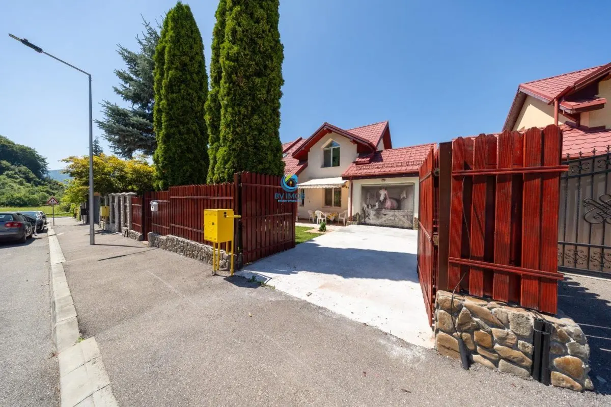 Vanzare casa imbratisata de natura in zona Bunloc, teren 445 mp - foto 16