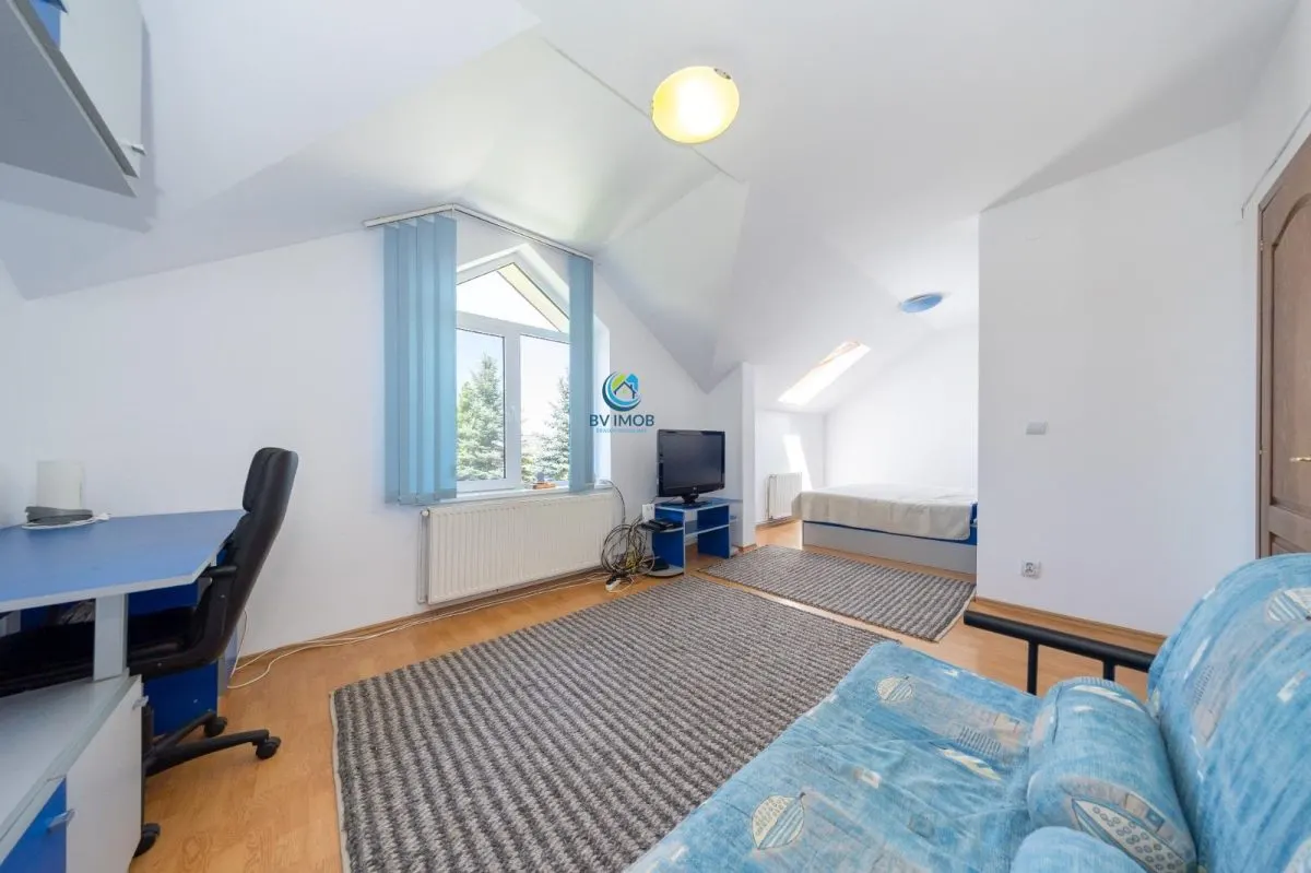 Vanzare casa imbratisata de natura in zona Bunloc, teren 445 mp - foto 6