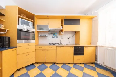 Vanzare casa imbratisata de natura in zona Bunloc, teren 445 mp - foto 9