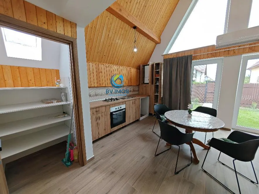 Inchiriem Casa Individuala, 3 Camere, Mobilata, Harman - foto 9