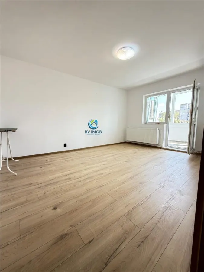 Inchiriere apartament 3 camere, decomandat, Astra-Zorilor, renovat nou, 2 bai - foto 1