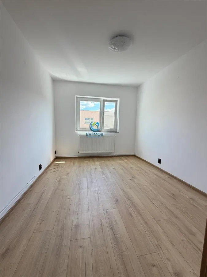 Inchiriere apartament 3 camere, decomandat, Astra-Zorilor, renovat nou, 2 bai - foto 13