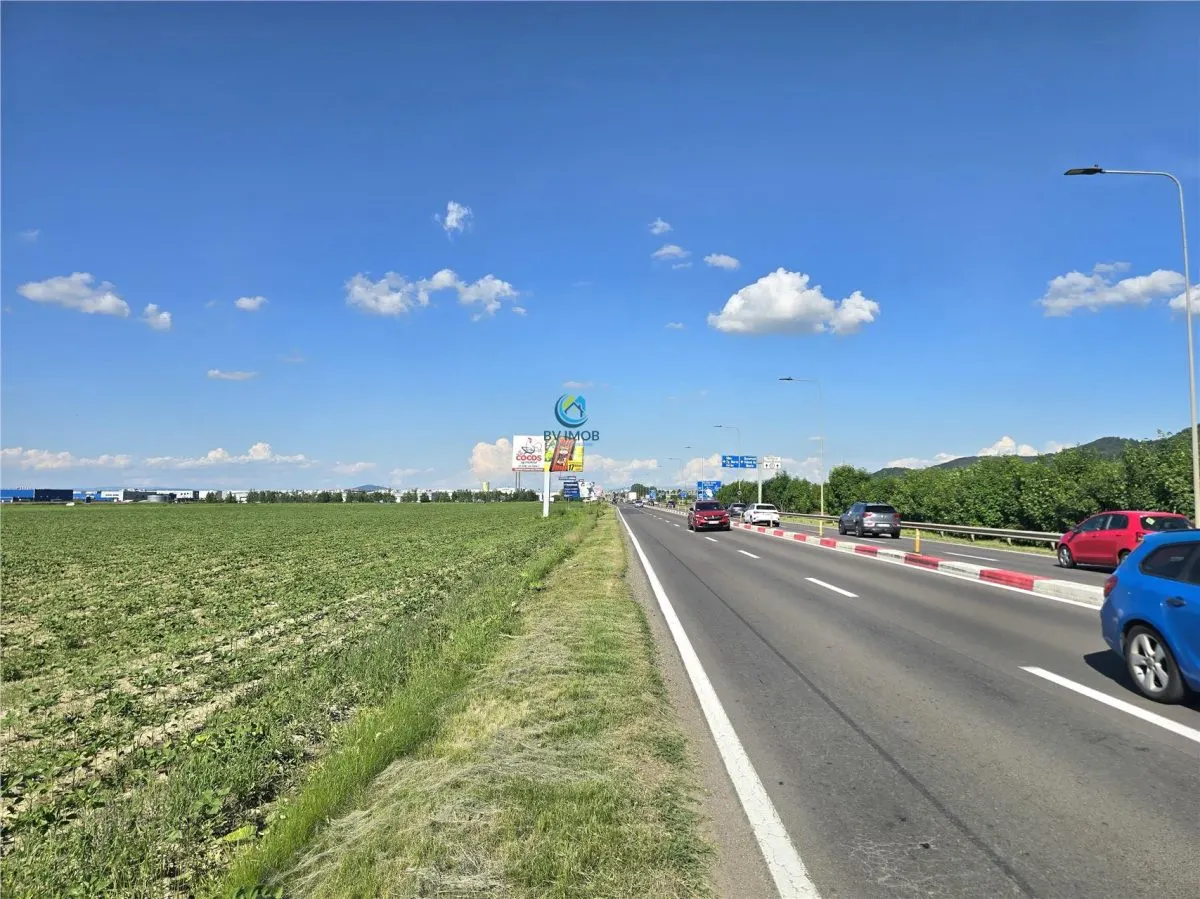 Vanzare teren industrial/comercial 18.000 mp - foto 1