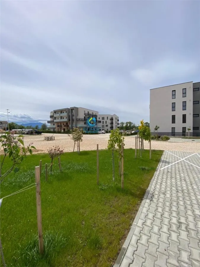 Inchiriem Apartament 2 Camere, Modern, Decomandat, Cristian - foto 12