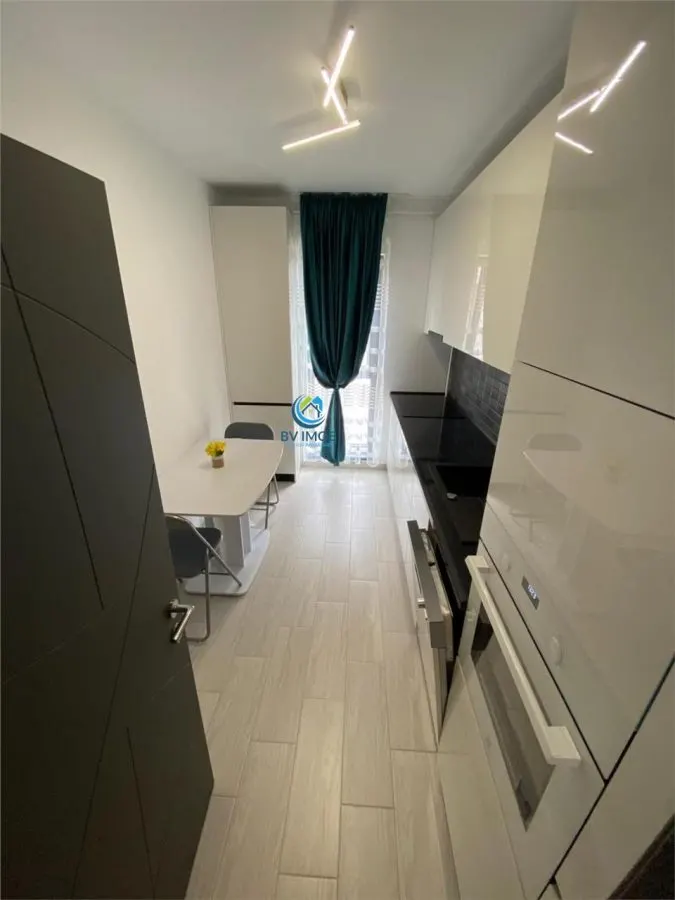Inchiriem Apartament 2 Camere, Modern, Decomandat, Cristian - foto 8