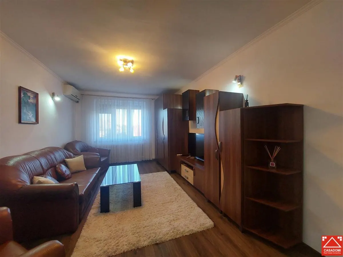 Apartament 3 camere, cu terasa, in Chisineu Cris - foto 1