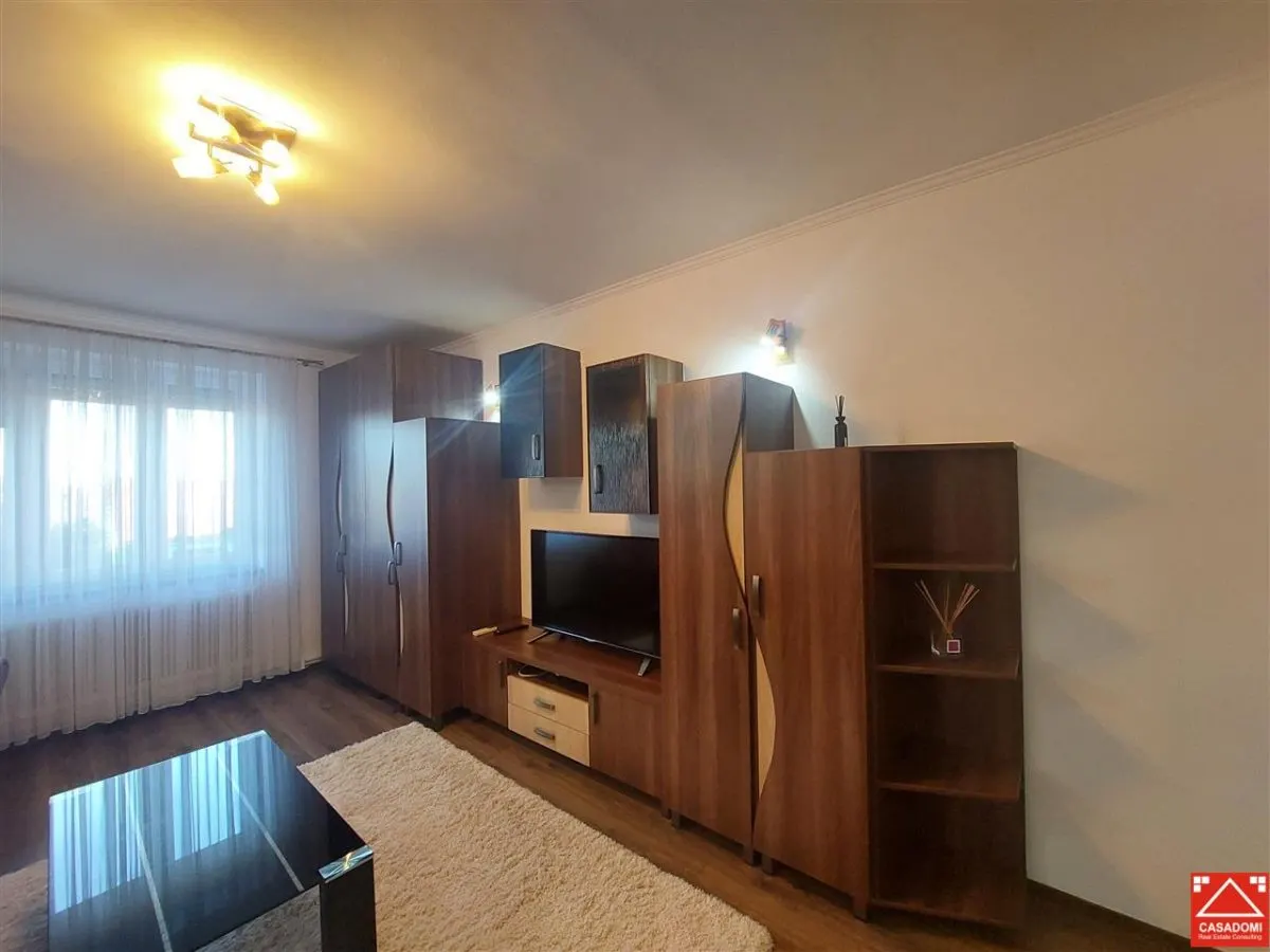 Apartament 3 camere, cu terasa, in Chisineu Cris - foto 2