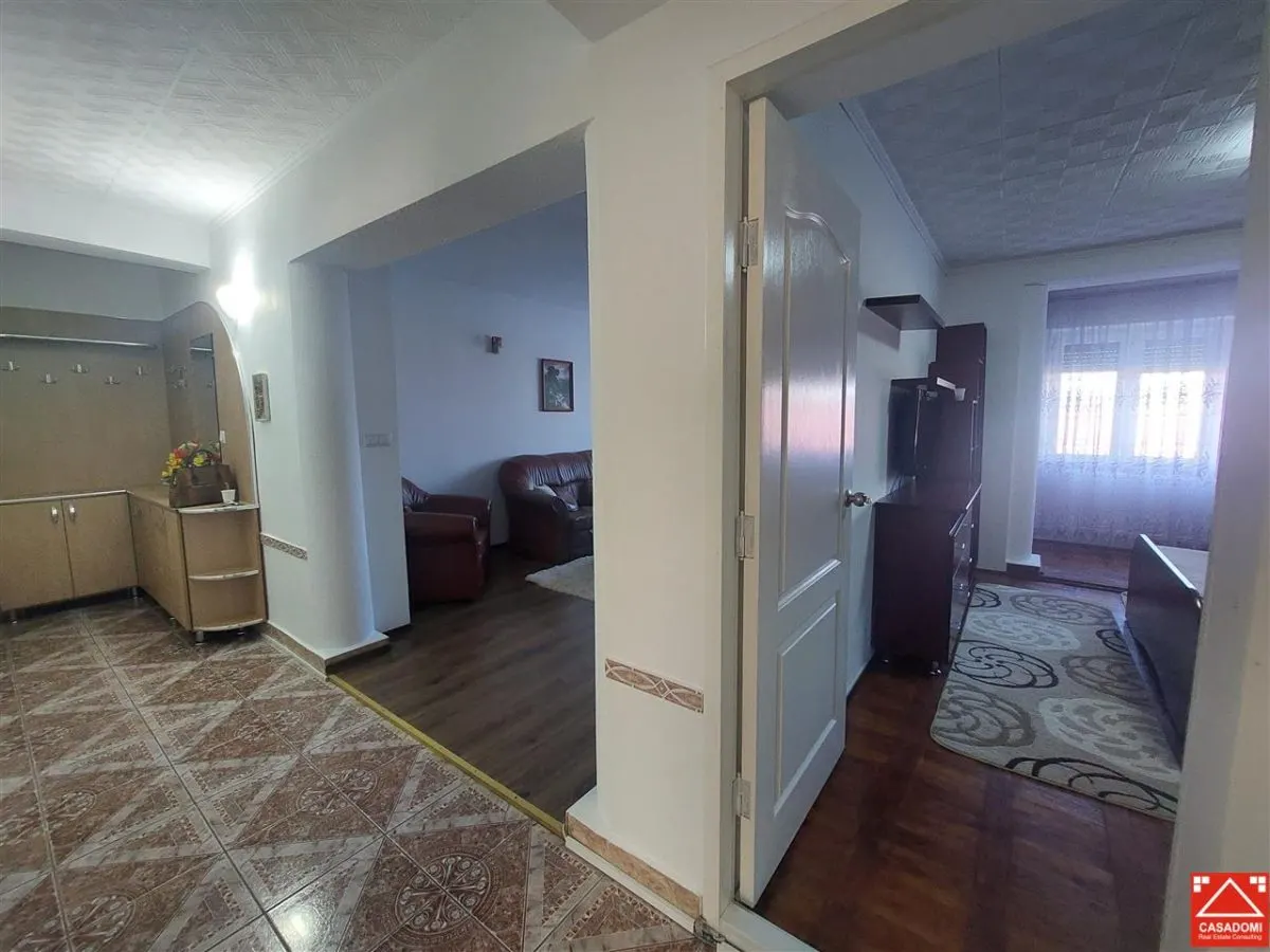 Apartament 3 camere, cu terasa, in Chisineu Cris - foto 7